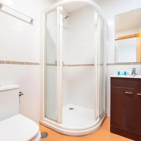 Wintowinrentals Superb New-Look Apartment Málaga Esterno foto